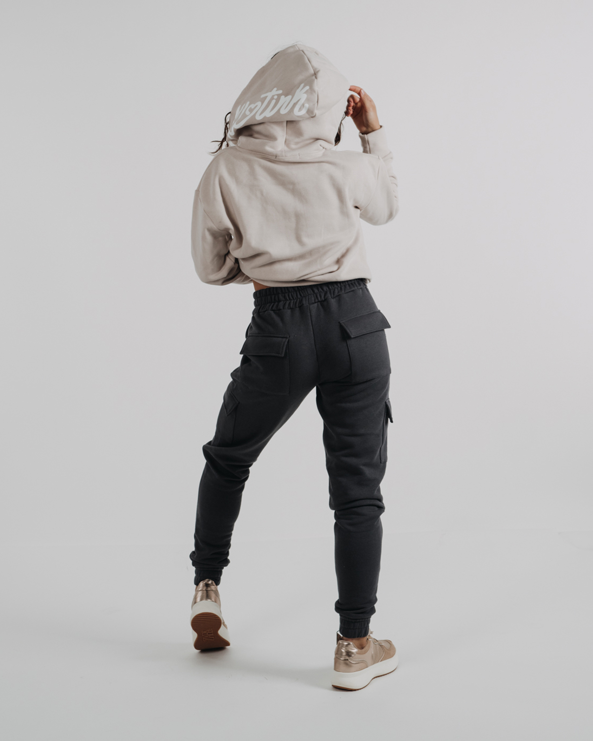Tepláky SIGNATURE - Darkgrey