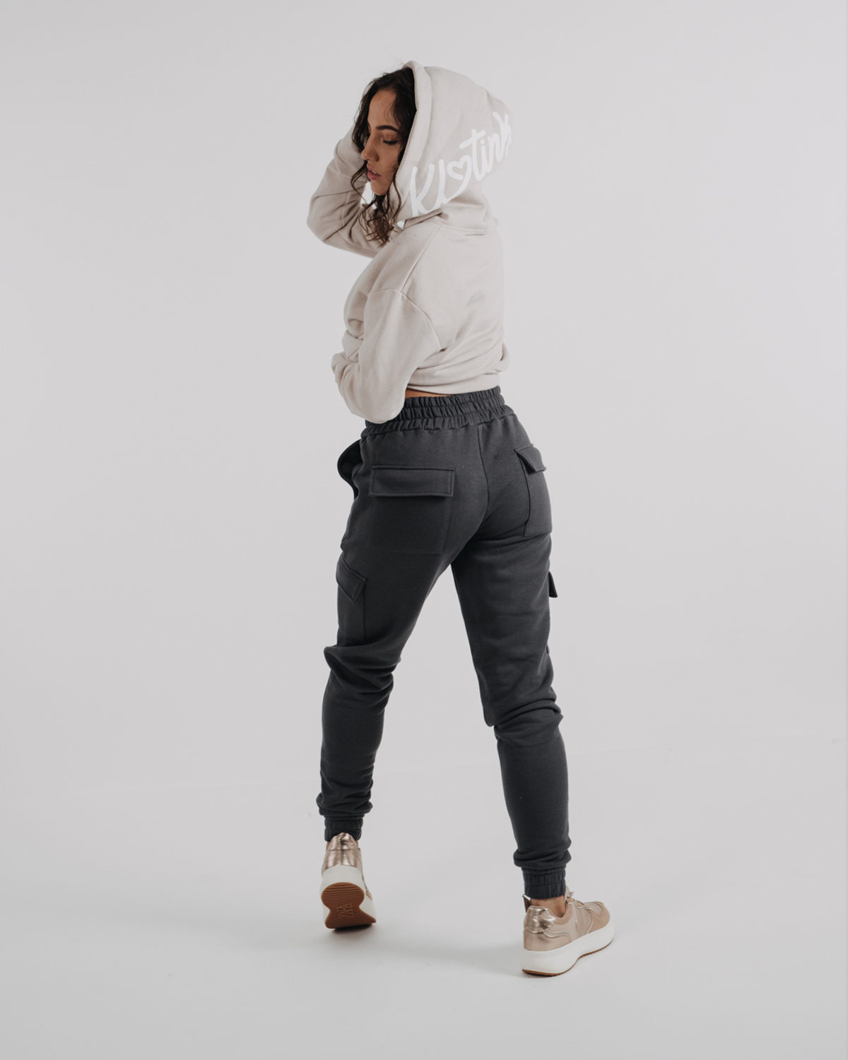 Tepláky SIGNATURE - Darkgrey